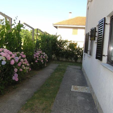 Apartments Mari With Terrace Baška Esterno foto