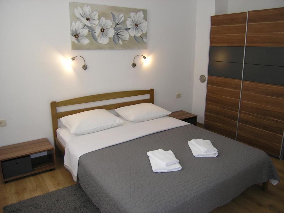 Apartments Mari With Terrace Baška Esterno foto
