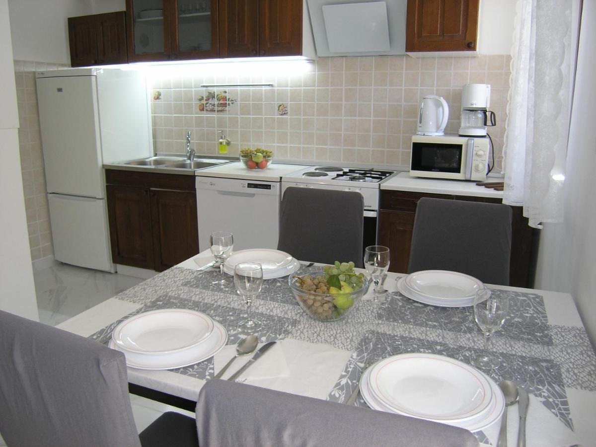 Apartments Mari With Terrace Baška Esterno foto